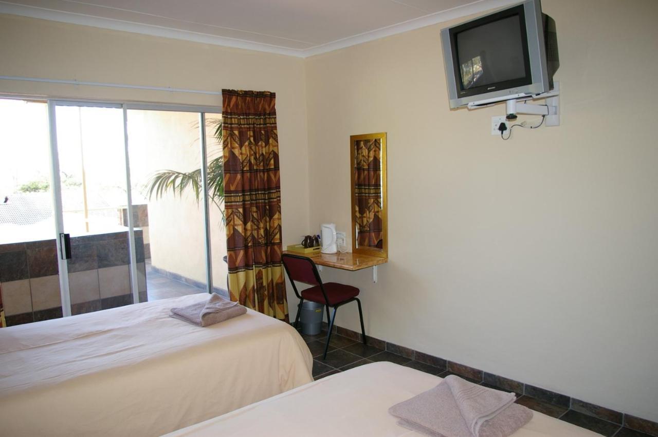 Ingwe Guesthouse Mbombela Exterior photo