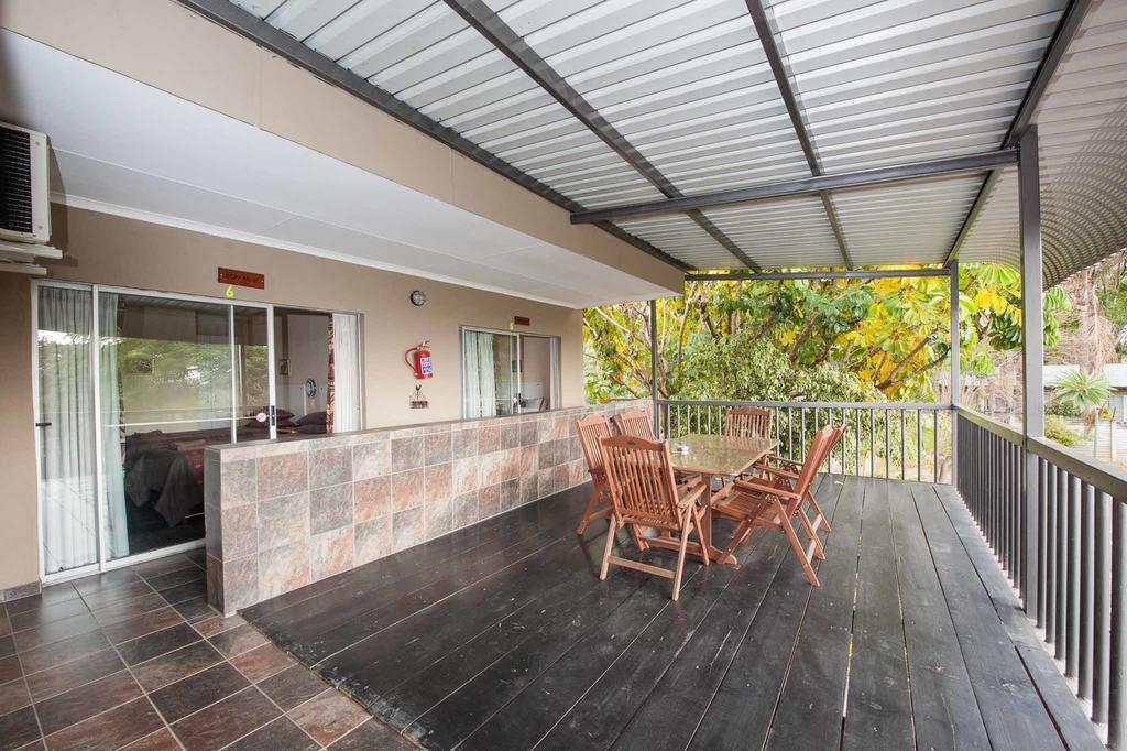 Ingwe Guesthouse Mbombela Exterior photo