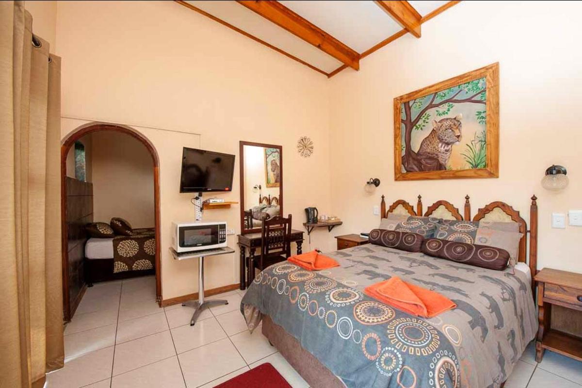 Ingwe Guesthouse Mbombela Exterior photo